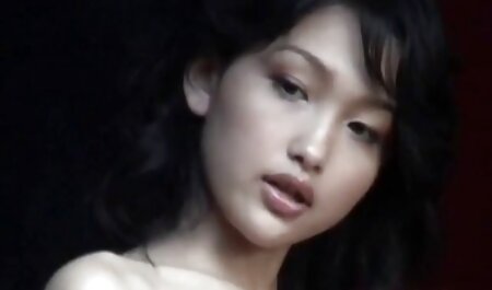 Cô gái tóc vàng phim japan nhat bài tập